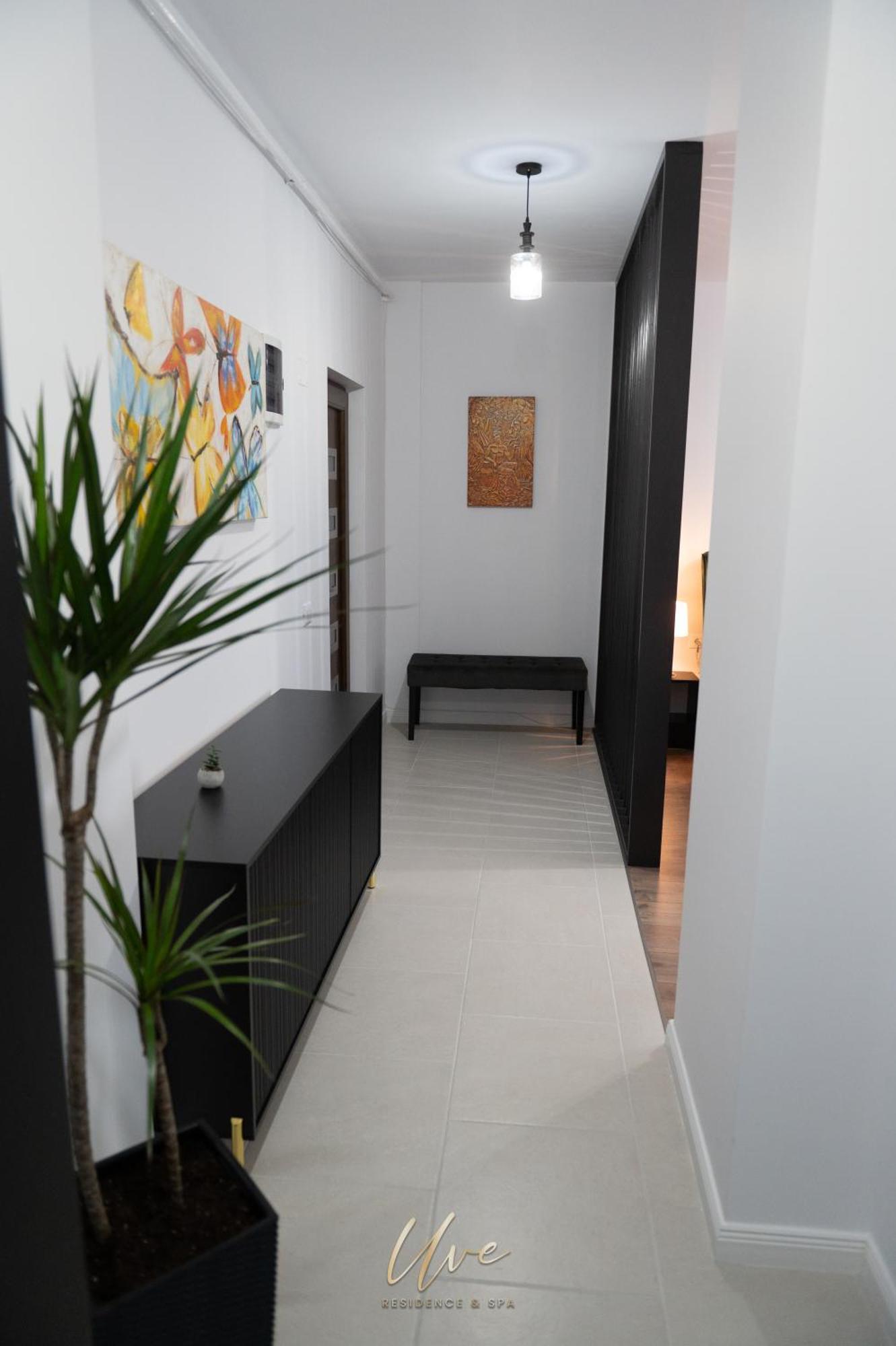 Uve Residence & Spa П'ятра-Нямц Екстер'єр фото