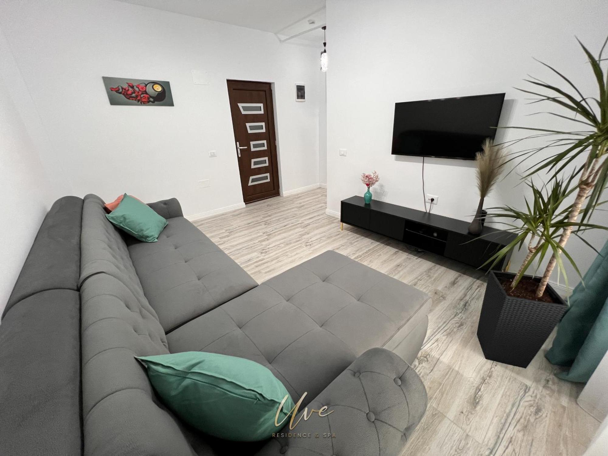 Uve Residence & Spa П'ятра-Нямц Екстер'єр фото