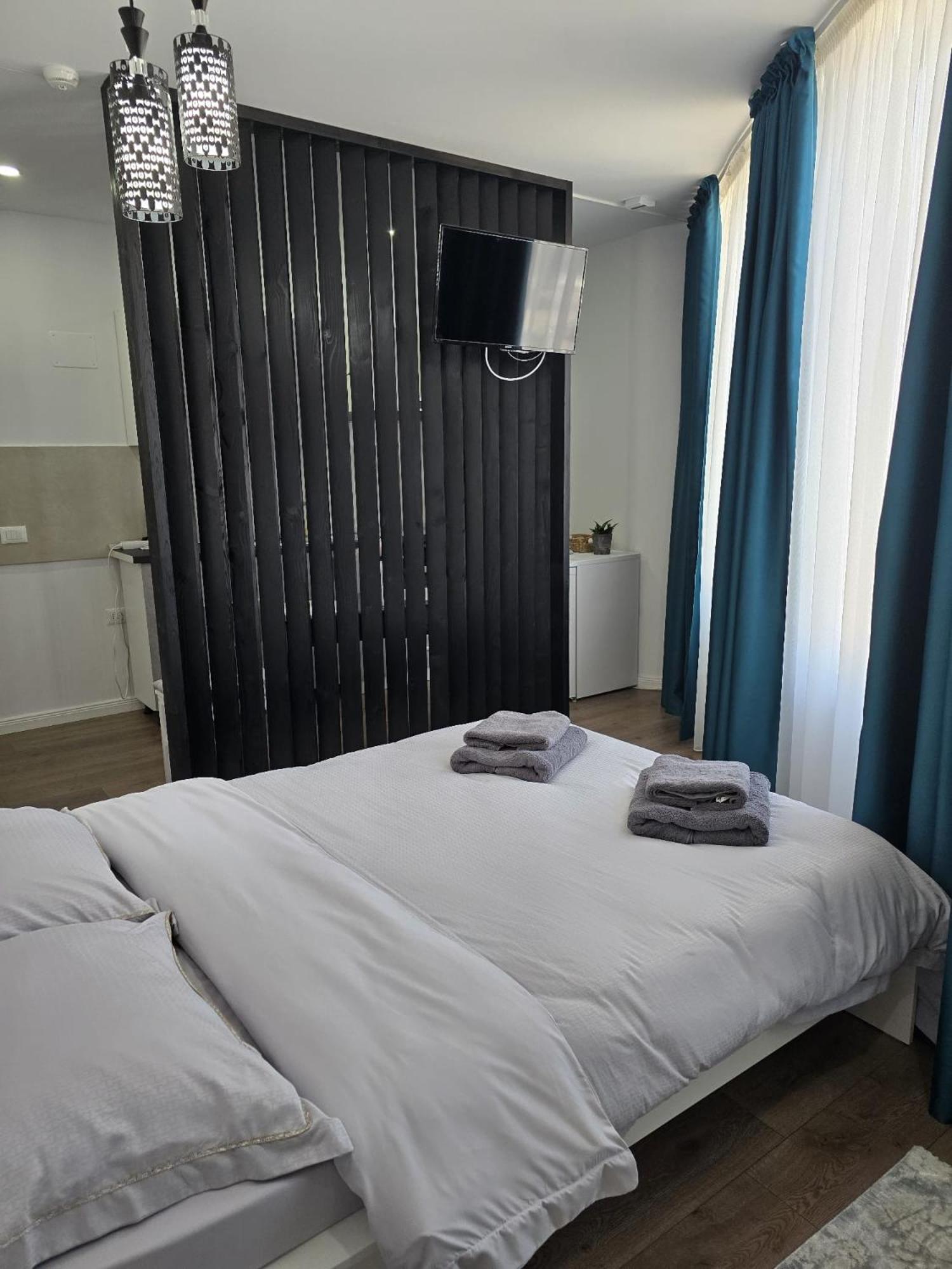 Uve Residence & Spa П'ятра-Нямц Екстер'єр фото
