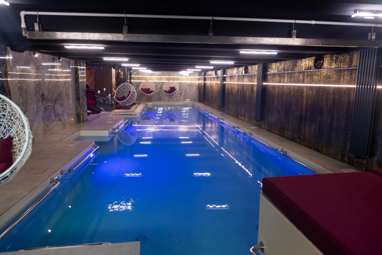 Uve Residence & Spa П'ятра-Нямц Екстер'єр фото